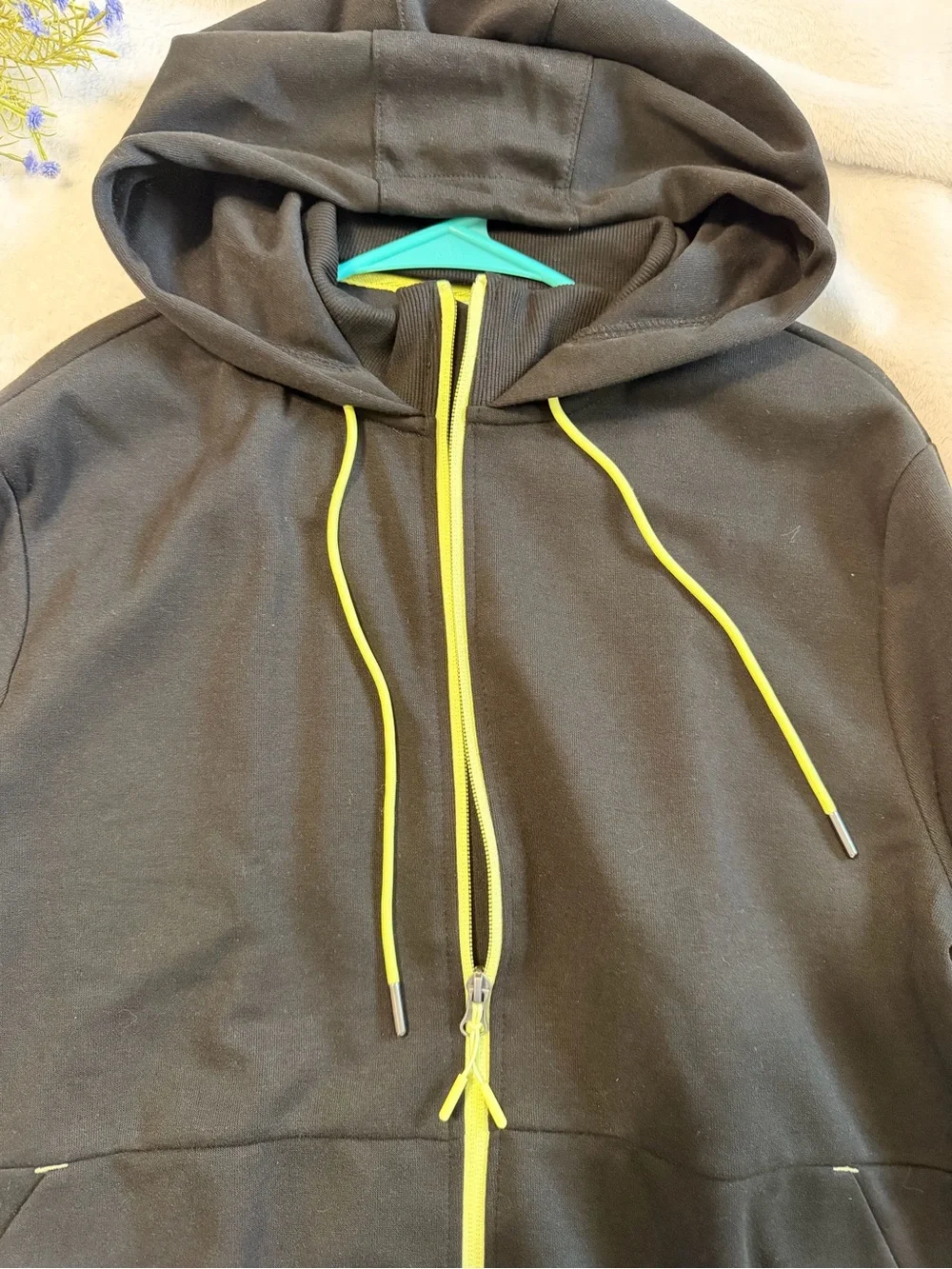 Crane Men’s Full-Zip Training Hoodie – Size Medium – NWT